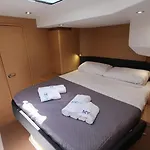 Boatel Naples Angioino